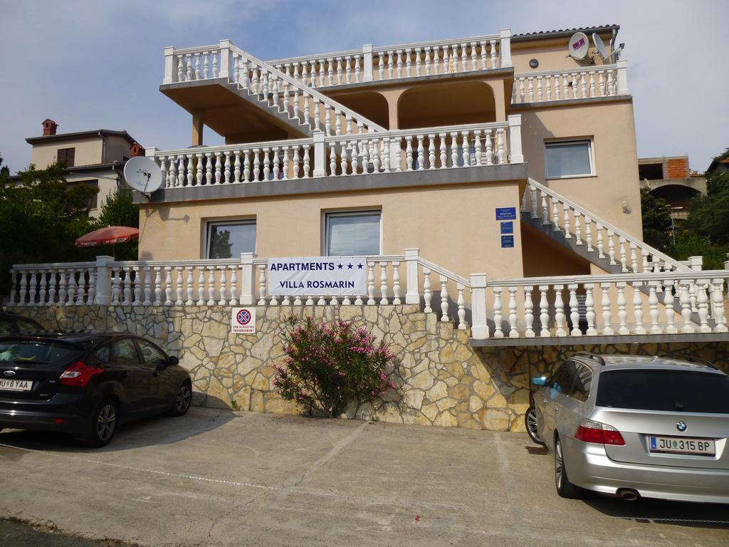 Apartments Villa Rosmarin Omišalj Esterno foto